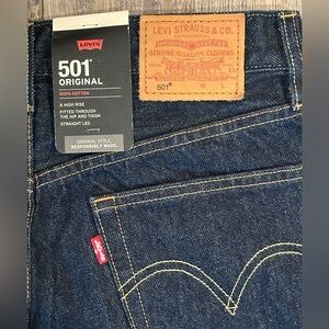 NWT, woman’s Levi's 501 Original big E premium quality, indigo Dark Blue Jeans